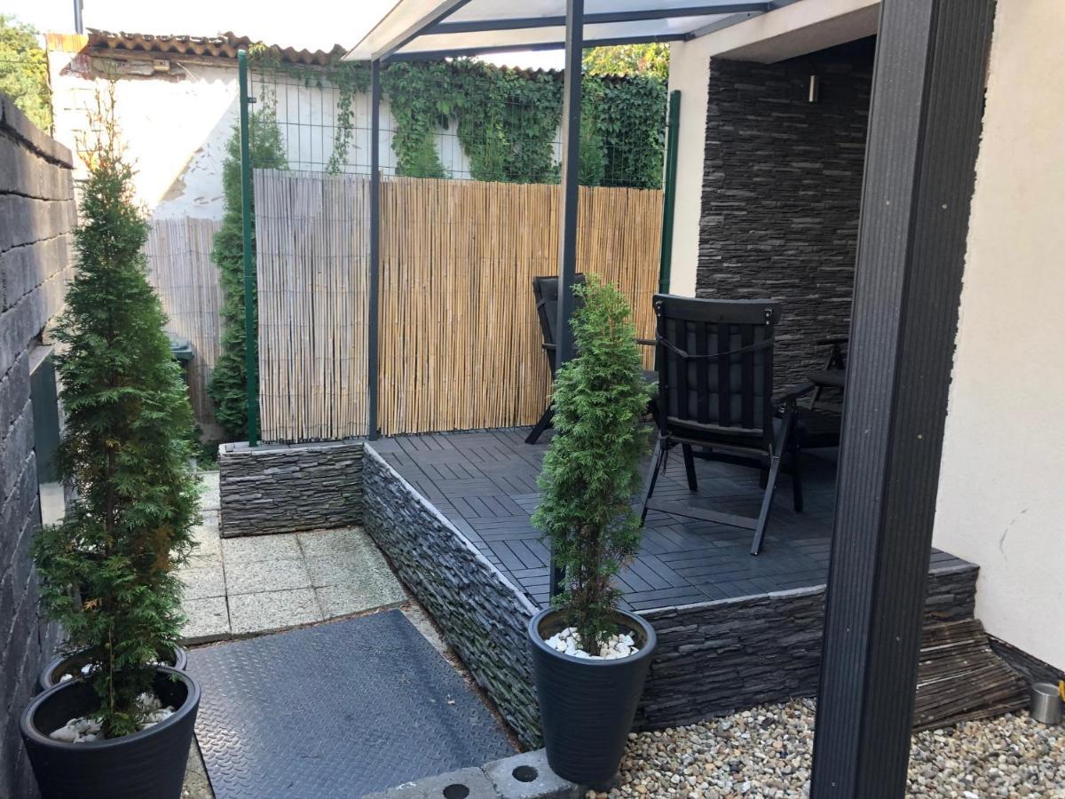 Apartman V Centre Michaloviec Μιχάλοβτσε Εξωτερικό φωτογραφία