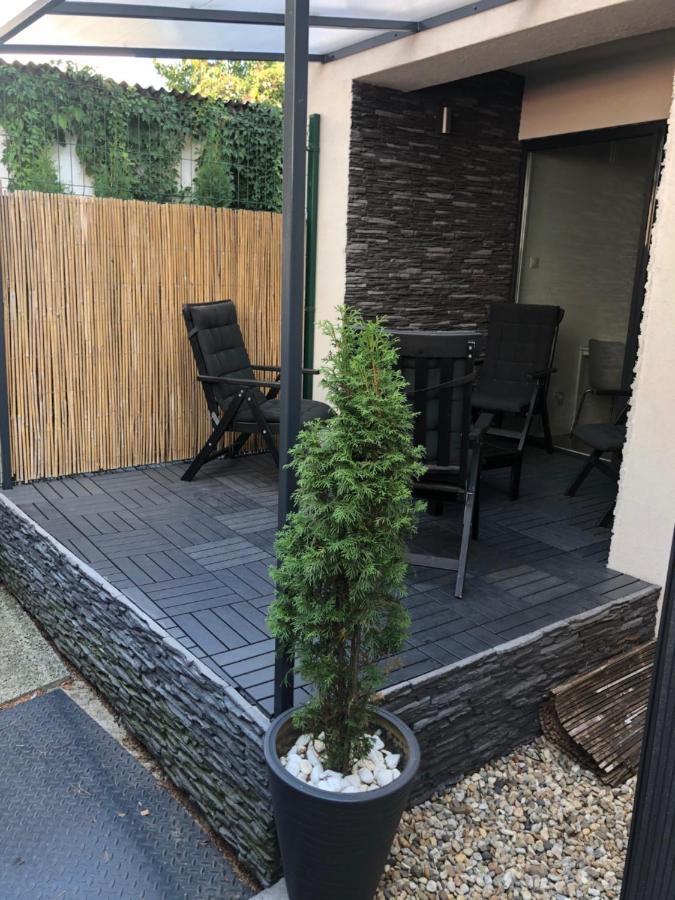 Apartman V Centre Michaloviec Μιχάλοβτσε Εξωτερικό φωτογραφία