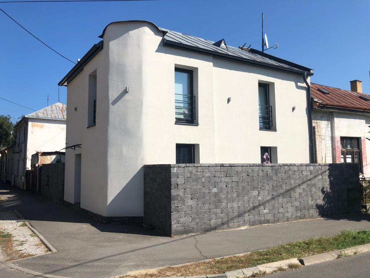 Apartman V Centre Michaloviec Μιχάλοβτσε Εξωτερικό φωτογραφία