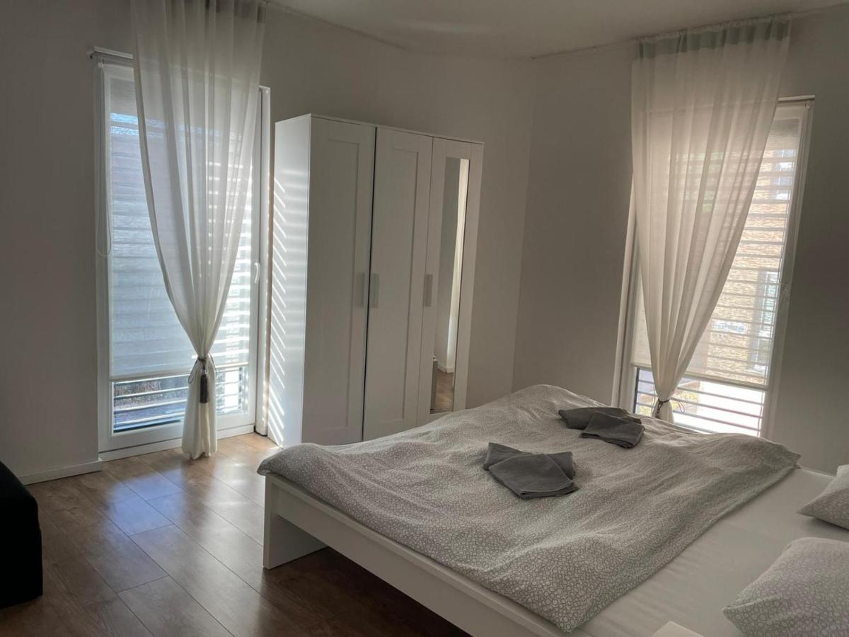 Apartman V Centre Michaloviec Μιχάλοβτσε Εξωτερικό φωτογραφία