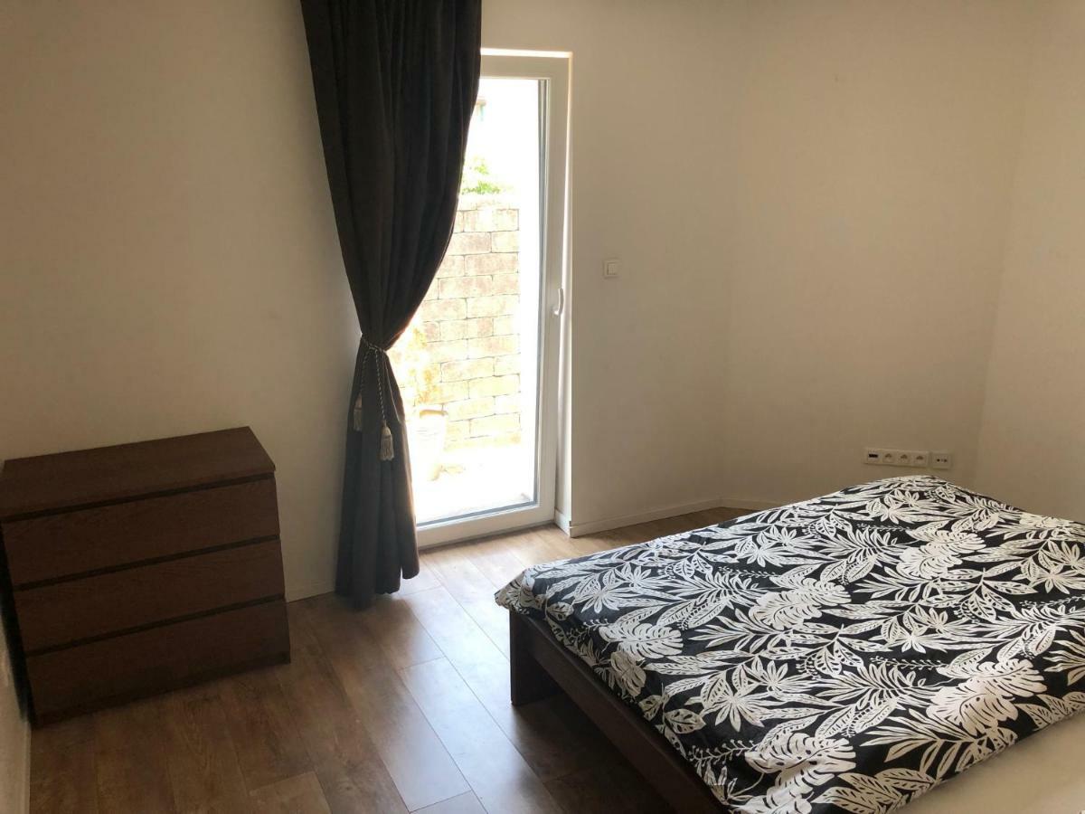 Apartman V Centre Michaloviec Μιχάλοβτσε Εξωτερικό φωτογραφία